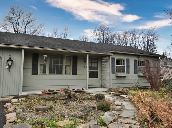 165 Colony Ln, Rochester, NY 14623