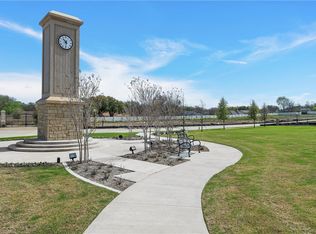 33 Pinehurst Dr, Woodway, TX 76712