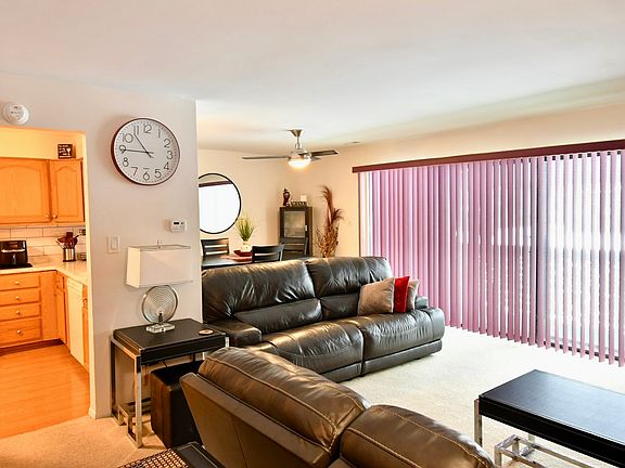 3rd image of 18424 Kedzie Ave APT 2A