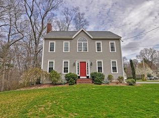 50 Semple Village Rd, Attleboro, MA 02703