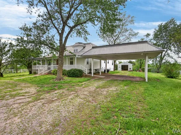 2431 W Elm St, Lebanon, MO 65536