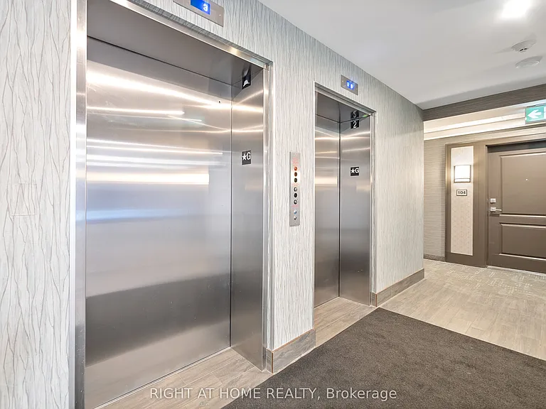450 Dundas St E #804 — Photo 11