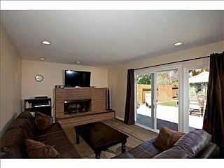 5th image of 4153 Amoroso St