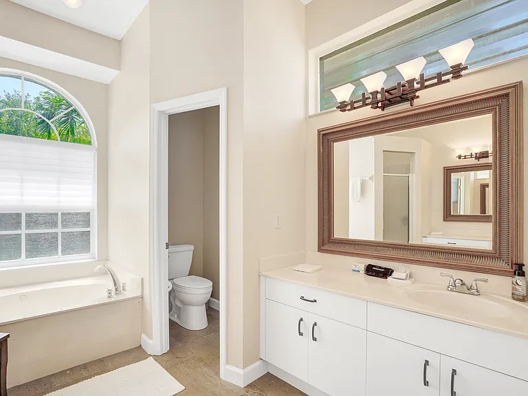 3012 E Vina Del Mar Blvd — Photo 15