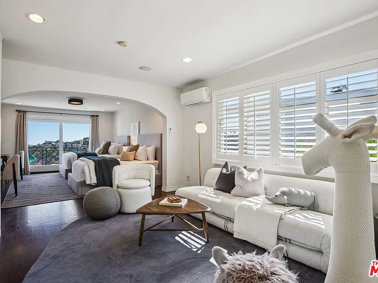 2411 Mount Olympus Dr — Photo 42