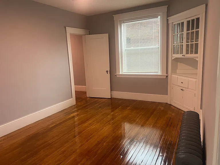 15 Irving St #3L — Photo 13