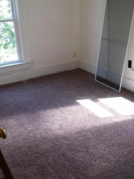 918 Vine St — Photo 11