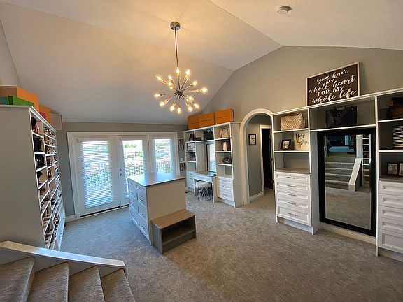 5th image of 1562 Pinnacle Club Dr