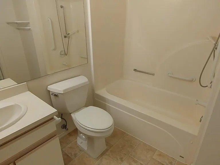 1400 SE Fancy Free Dr #112 — Photo 6