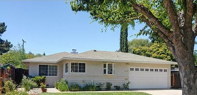 1st image of 4953 Esther Dr
