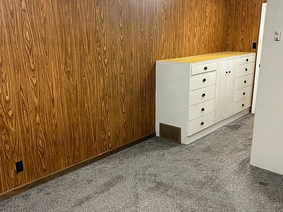 5th image of 328 Johnston St APT 3