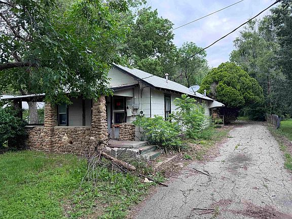 2nd image of 1108 W Finney Ave