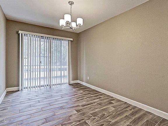 5th image of 12633 Memorial Dr APT 52