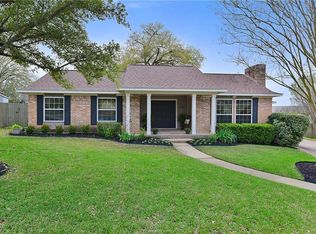 8600 Jade Ct, College Station, TX 77845