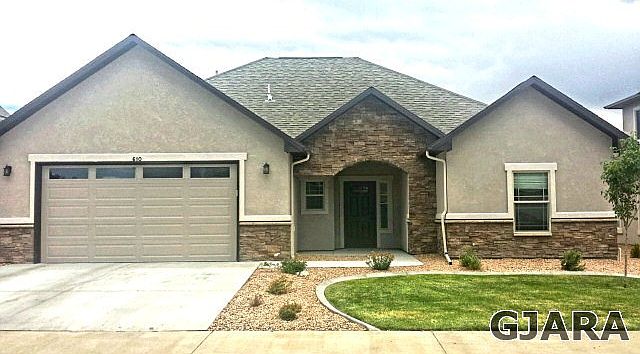 1st image of 220 Hideaway Ln