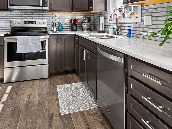 5th image of 3525 Tower Ct