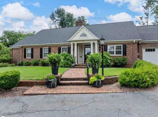 1076 Woodburn Rd, Spartanburg, SC 29302