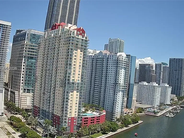 1155 Brickell Bay Dr #2108 — Photo 3