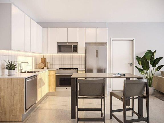 2nd image of 286 NW 39th St #313