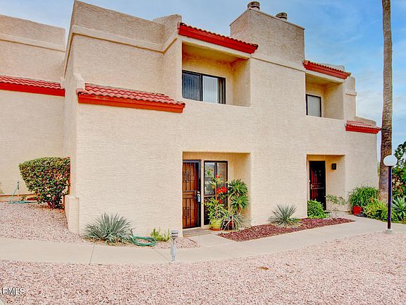4th image of 1401 E PUGET Avenue #12