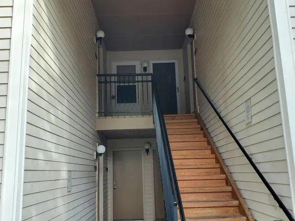 2112 Aspen Dr, Plainsboro, NJ 08536