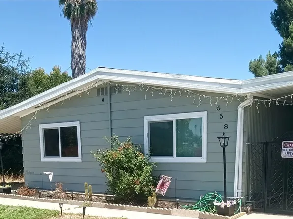 558 N Gilbert St, Hemet, CA 92543