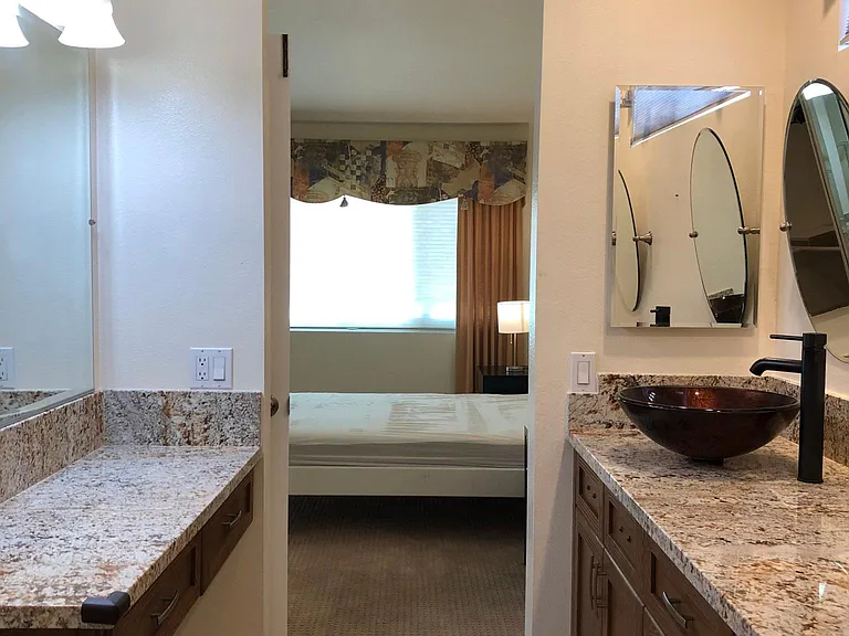 1308 Paseo Gracia — Photo 37