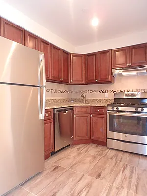 Rented by MAC Realty NY | media 2