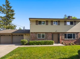 16711 NE 6th Pl, Bellevue, WA