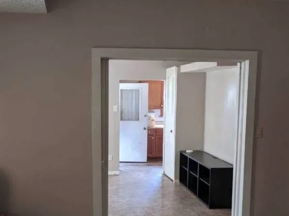 408 11th St #1, Conway, PA 15027