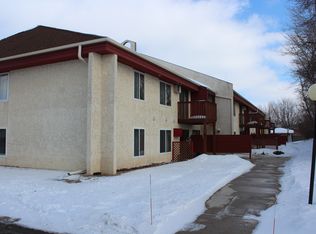 159 Mindy Ln APT 39, Montrose, MN 55363