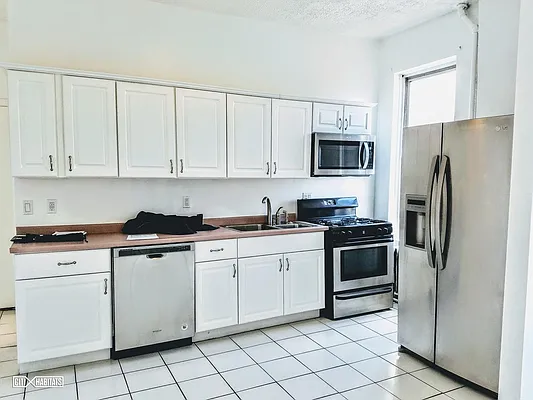 Rented by Citi Habitats | media 20