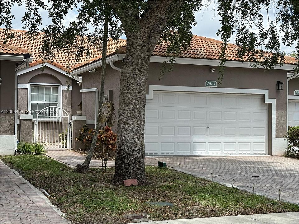 1st image of 7451 S Aragon Blvd Unit 5