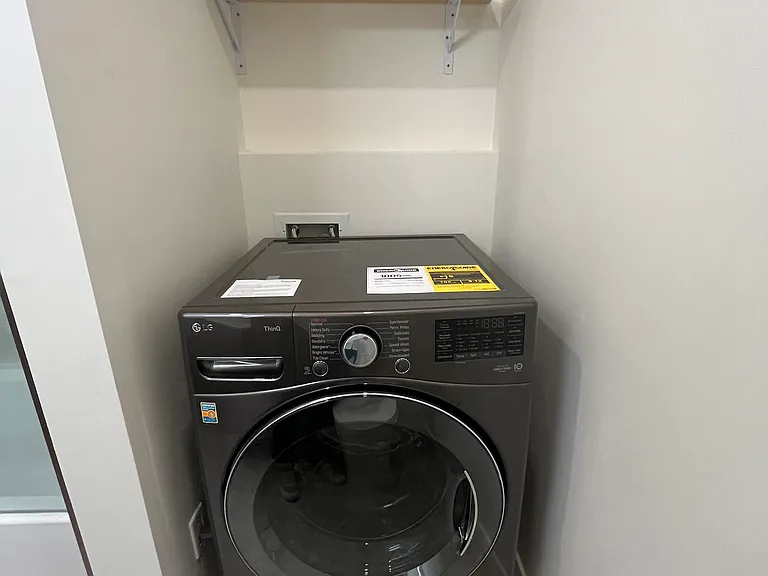 LG Washer/Dryer Combo