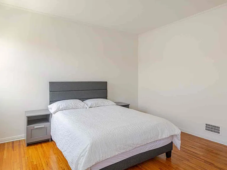 1000 S Ridgeley Dr #1000 — Photo 14