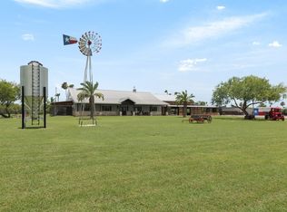 39515 Palm Dr, Los Fresnos, TX 78566