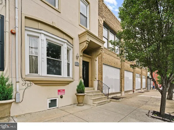 1611 Fairmount Ave #3, Philadelphia, PA 19130