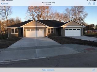 208 S H St, Indianola, IA 50125