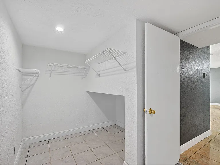 320 Woodland Rd — Photo 23
