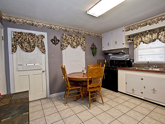 4th image of 1301 Sylvia St