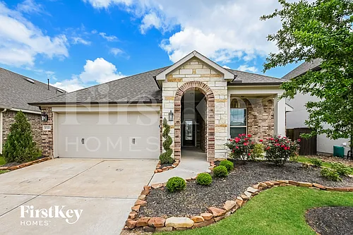 10327 Armstrong Dr Photo 1