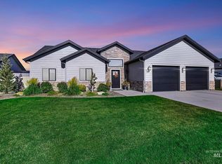 920 Gem Ave, Kimberly, ID 83341