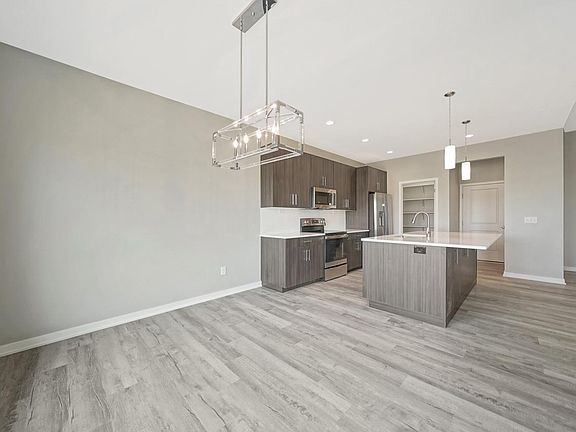 5th image of 9211 S 42nd St