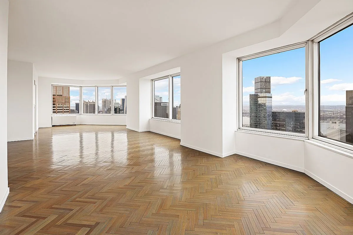 150 W 56th St APT 6204 photo 1