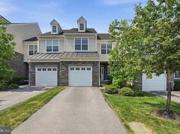 205 Ella Ln, Conshohocken, PA 19428