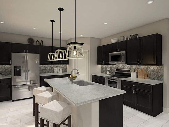 3rd image of 218 Uxbridge Dr