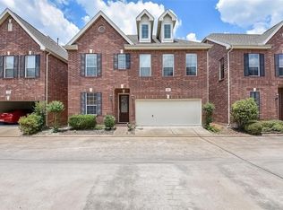 1518 Olive Gdn, Houston, TX 77077