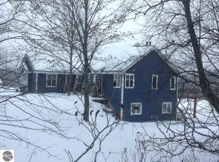 1840 Sleights Valley Trl, Traverse City, MI 49696