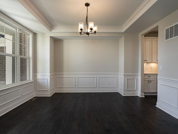 The Ash Lawn E Dining Room