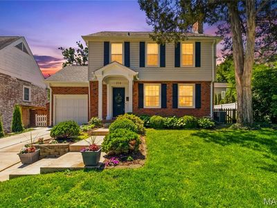 214 Orrick Ln, Saint Louis, MO, 63122